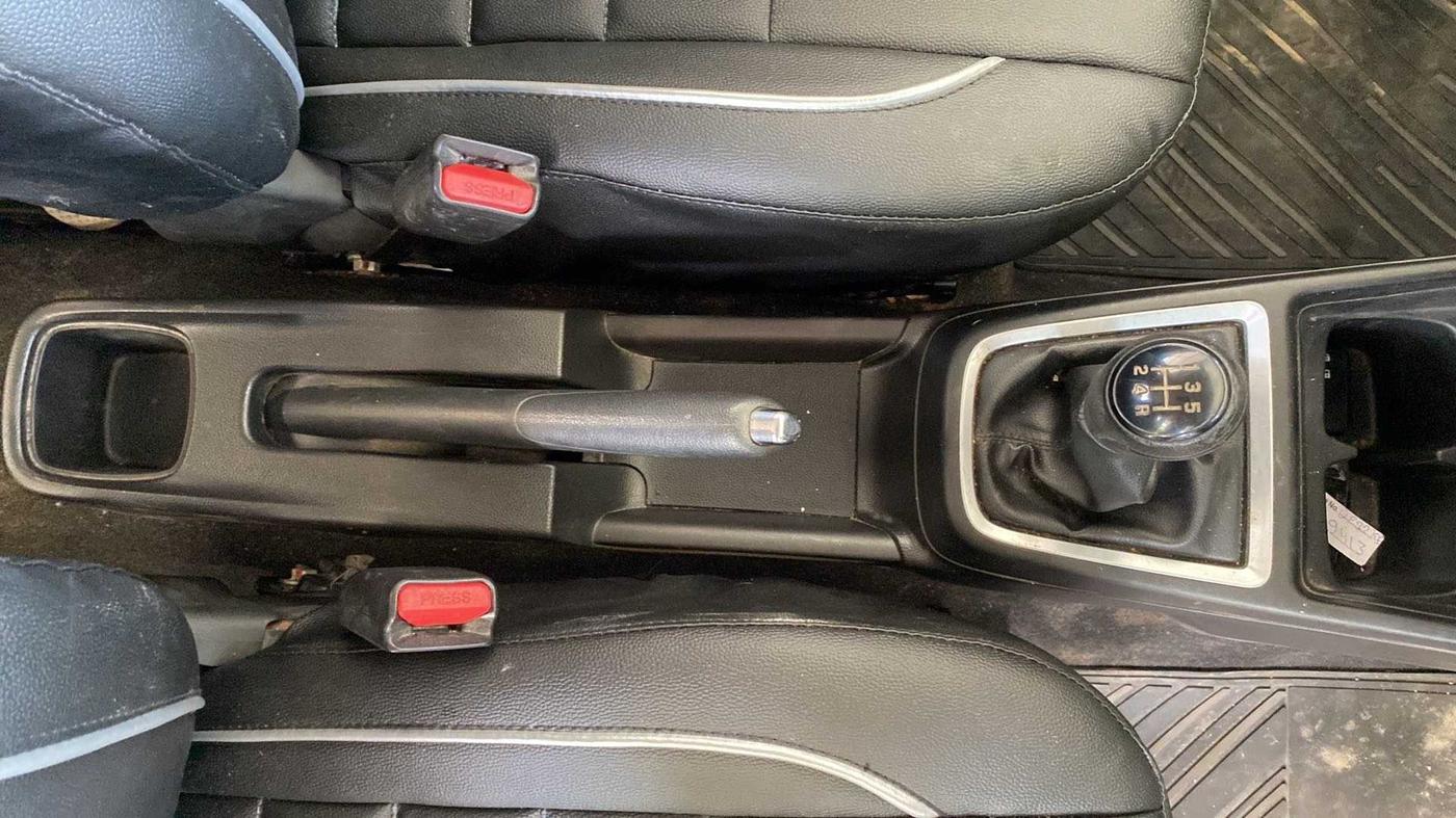 2018 Maruti Swift ZXI PLUS, Petrol, Manual, 26,403 km, Gear Lever