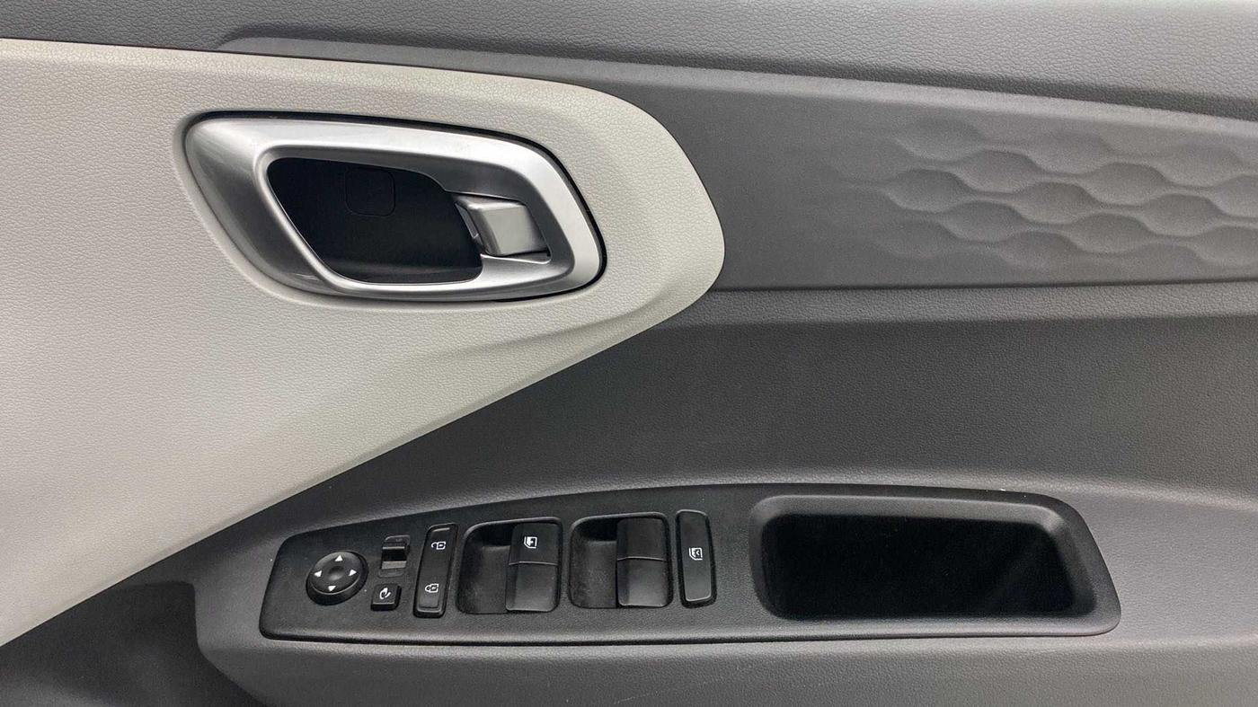 2020 Hyundai GRAND I10 NIOS SPORTZ 1.2 KAPPA VTVT, Petrol, Manual, 21,643 km, Driver Side Door Panels Control