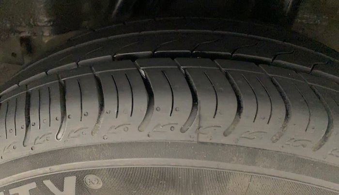 2015 Honda City 1.5L I-VTEC VX (O) MT, Petrol, Manual, 31,110 km, Left Rear Tyre Tread