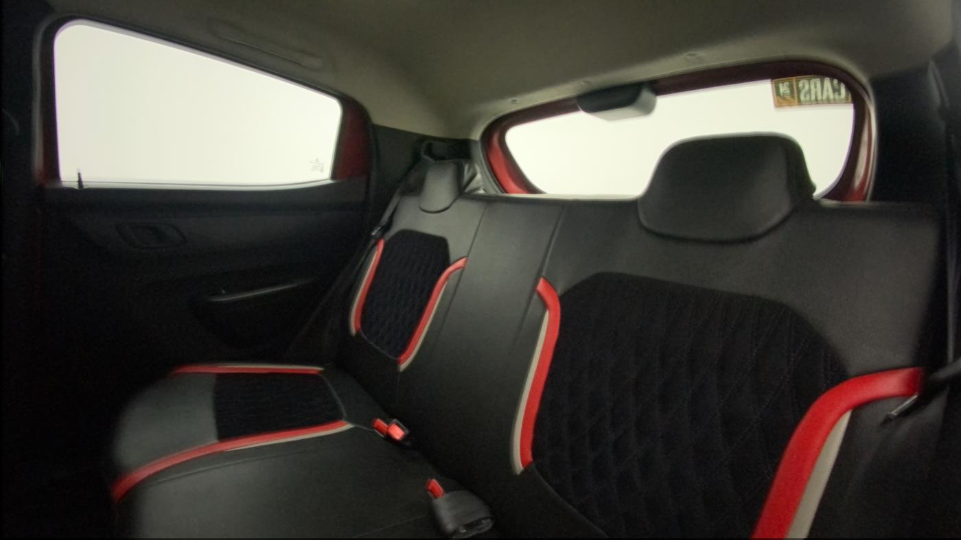2021 Renault Kwid RXT 1.0 AMT (O), Petrol, Automatic, 40,778 km, Right Side Rear Door Cabin