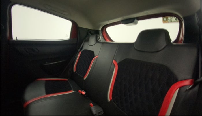 2021 Renault Kwid RXT 1.0 AMT (O), Petrol, Automatic, 40,778 km, Right Side Rear Door Cabin