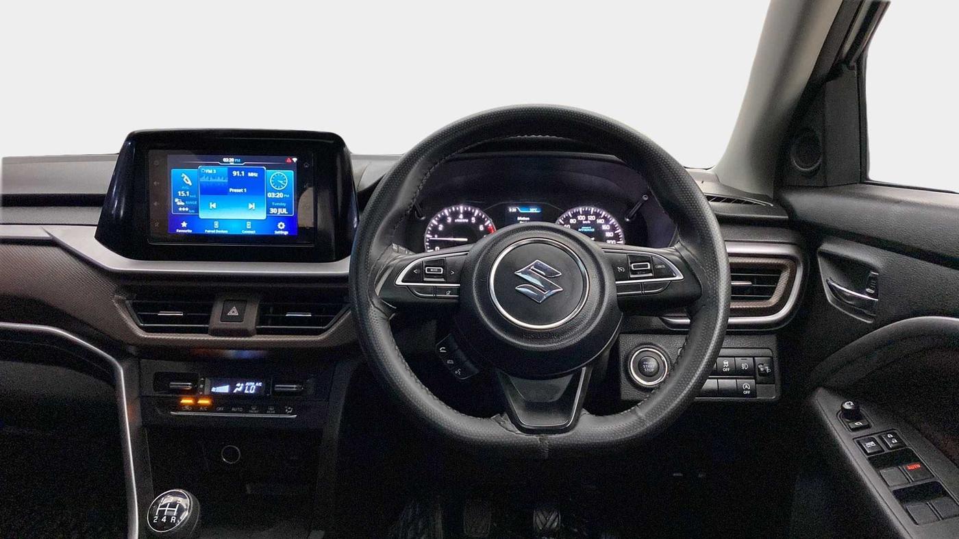 2023 Maruti BREZZA ZXI SMART HYBRID , Petrol, Manual, 8,502 km, Steering Wheel Close Up