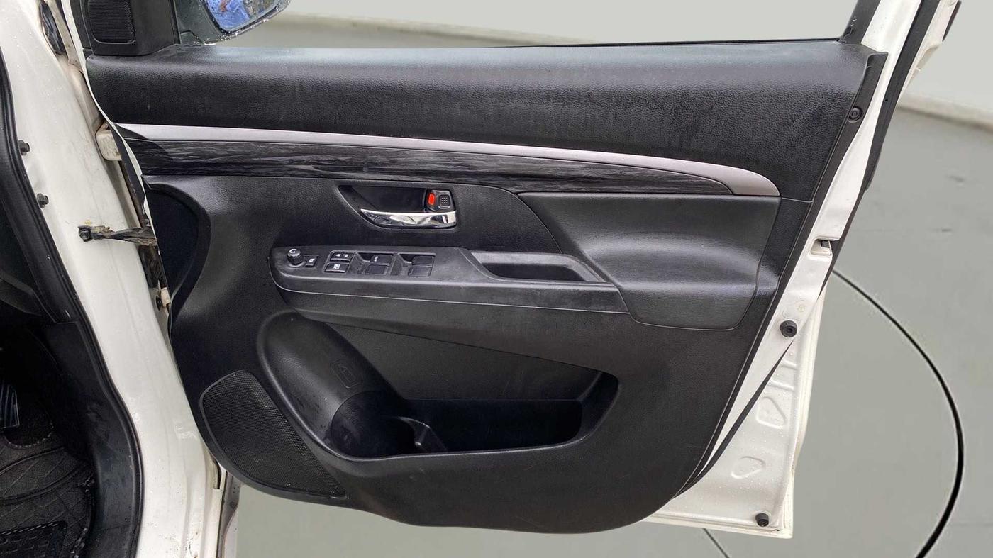 2019 Maruti XL6 ZETA AT, Petrol, Automatic, 48,945 km, Driver Side Door Panels Control