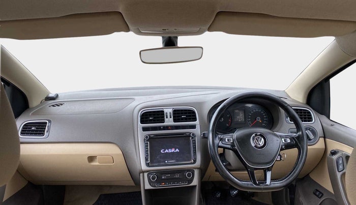 2016 Volkswagen Vento HIGHLINE 1.6 MPI, Petrol, Manual, 89,950 km, Dashboard