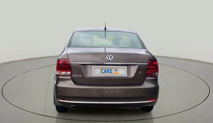 2016 Volkswagen Vento HIGHLINE 1.6 MPI, Petrol, Manual, 89,950 km, Back/Rear