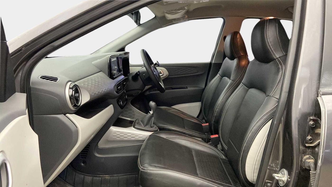 2023 Hyundai GRAND I10 NIOS SPORTZ 1.2 KAPPA VTVT, Petrol, Manual, 15,568 km, Right Side Front Door Cabin