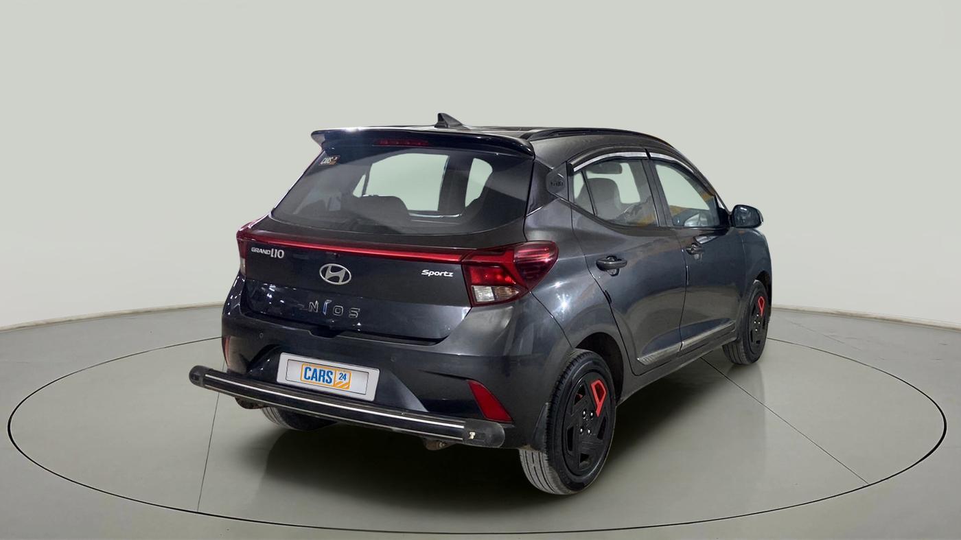 2023 Hyundai GRAND I10 NIOS SPORTZ 1.2 KAPPA VTVT, Petrol, Manual, 15,568 km, Right Back Diagonal