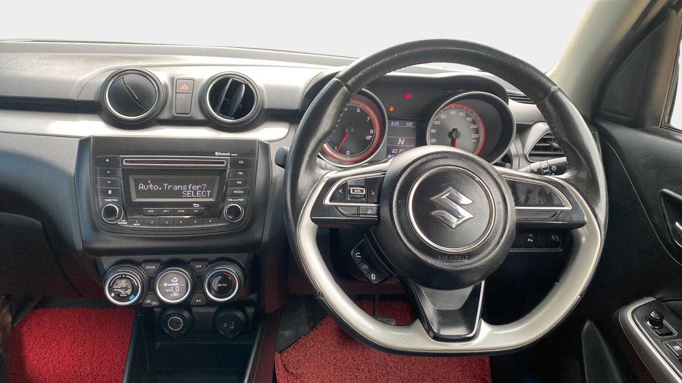 2018 Maruti Swift ZXI AMT, Petrol, Automatic, 60,189 km, Steering Wheel Close Up
