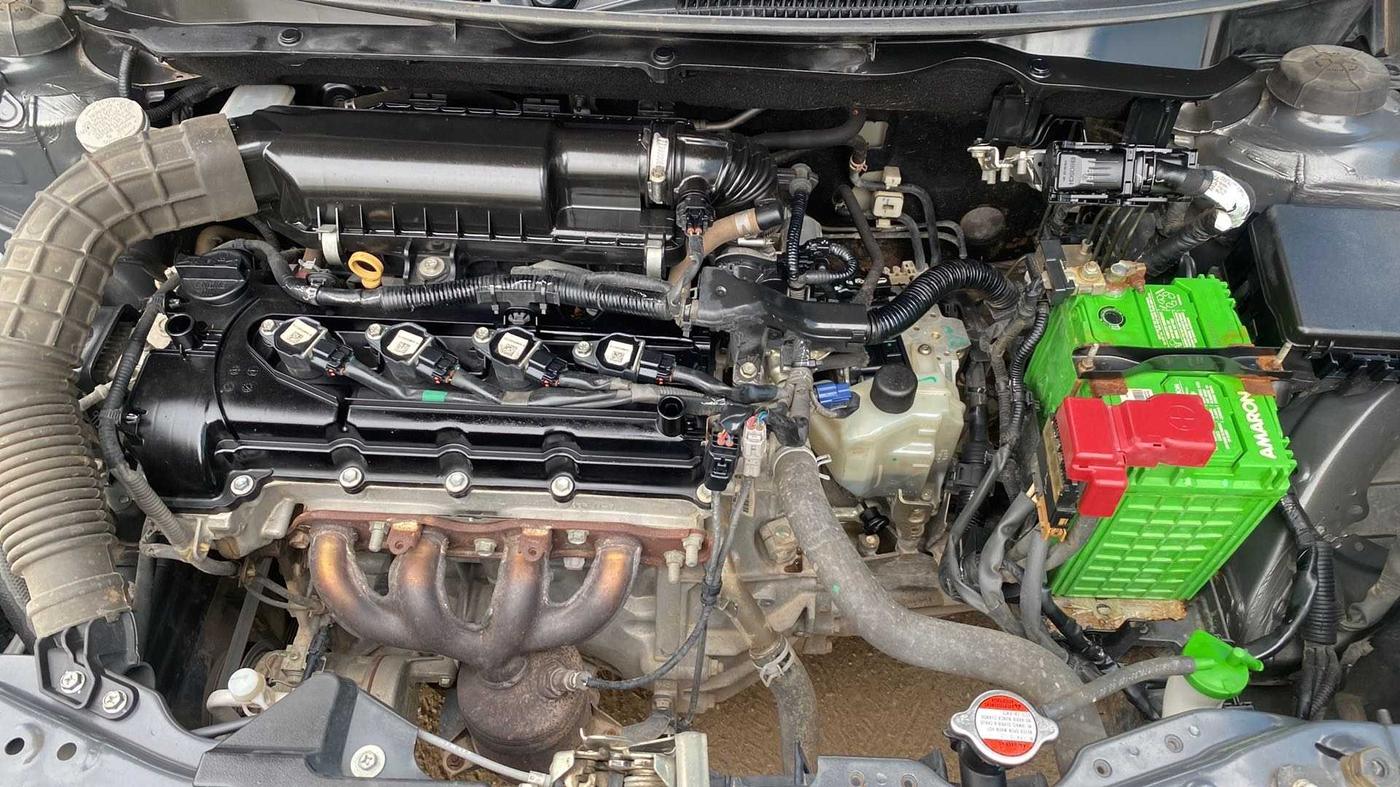 2018 Maruti Swift ZXI AMT, Petrol, Automatic, 60,189 km, Open Bonet