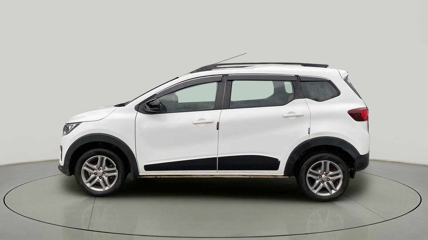2022 Renault TRIBER RXZ, Petrol, Manual, 32,263 km, Left Side