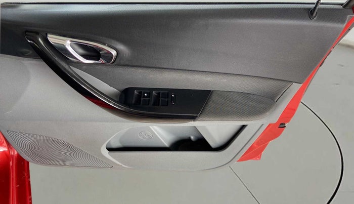 2018 Tata TIGOR XZA PETROL, Petrol, Automatic, 20,779 km, Driver Side Door Panels Control