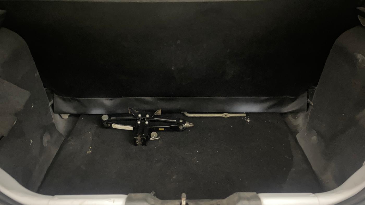 2016 Tata Tiago XZ PETROL, Petrol, Manual, 39,177 km, Boot Inside