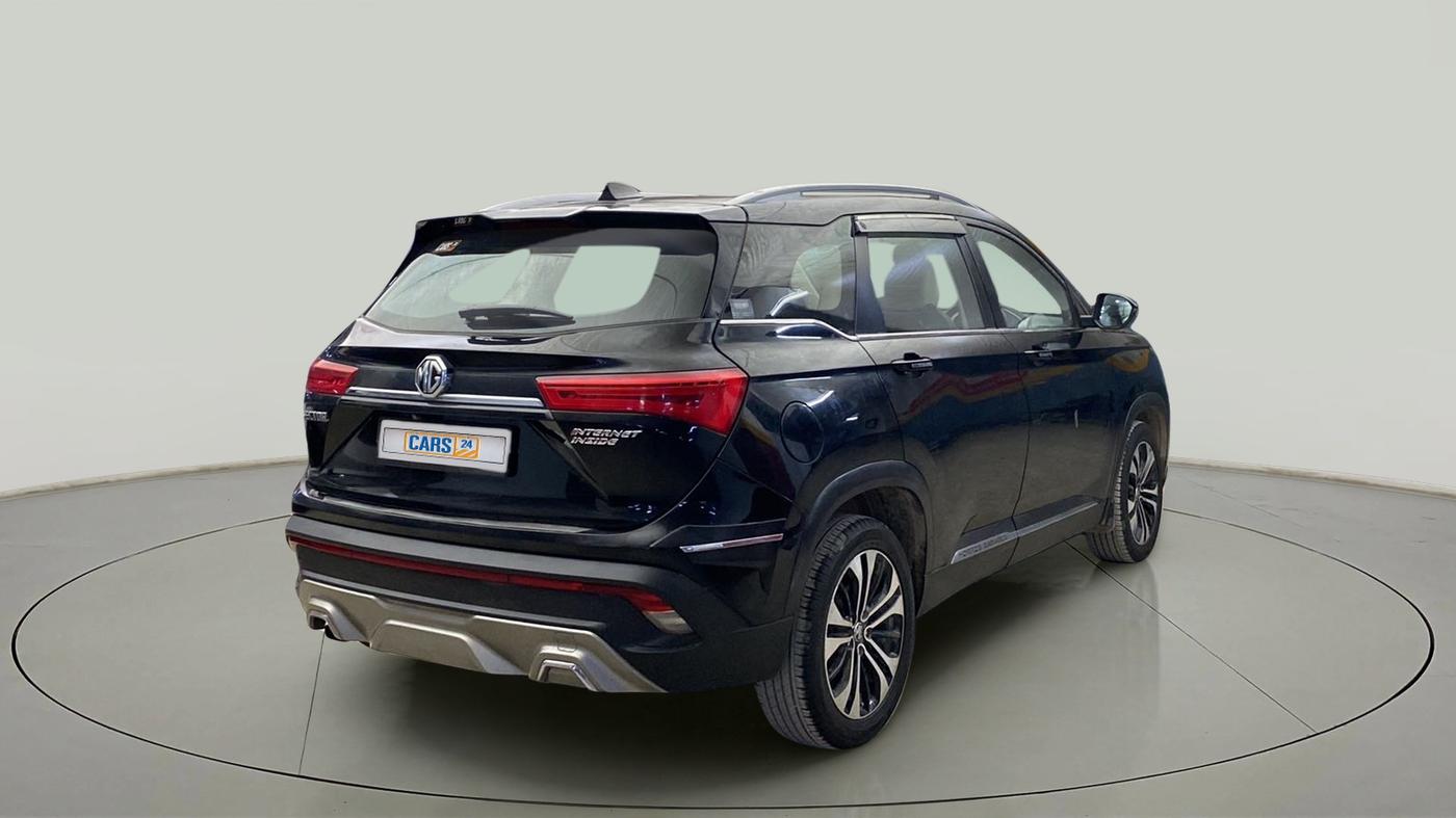 2022 MG HECTOR SHARP 1.5 PETROL CVT, Petrol, Automatic, 26,999 km, Right Back Diagonal
