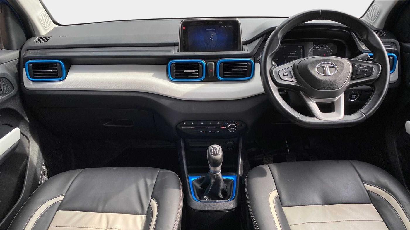 2022 Tata PUNCH CREATIVE  MT, Petrol, Manual, 20,447 km, Dashboard