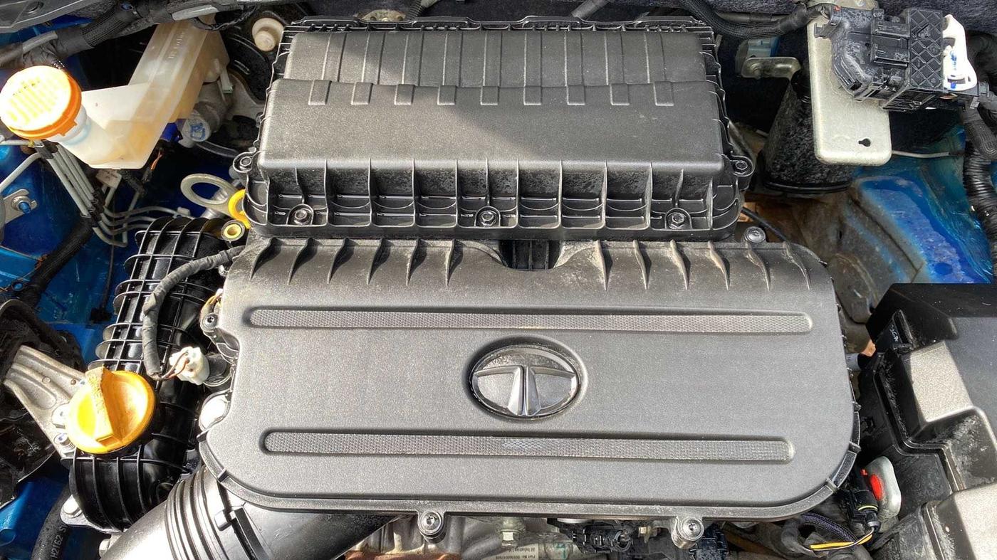 2022 Tata PUNCH CREATIVE  MT, Petrol, Manual, 20,447 km, Open Bonet