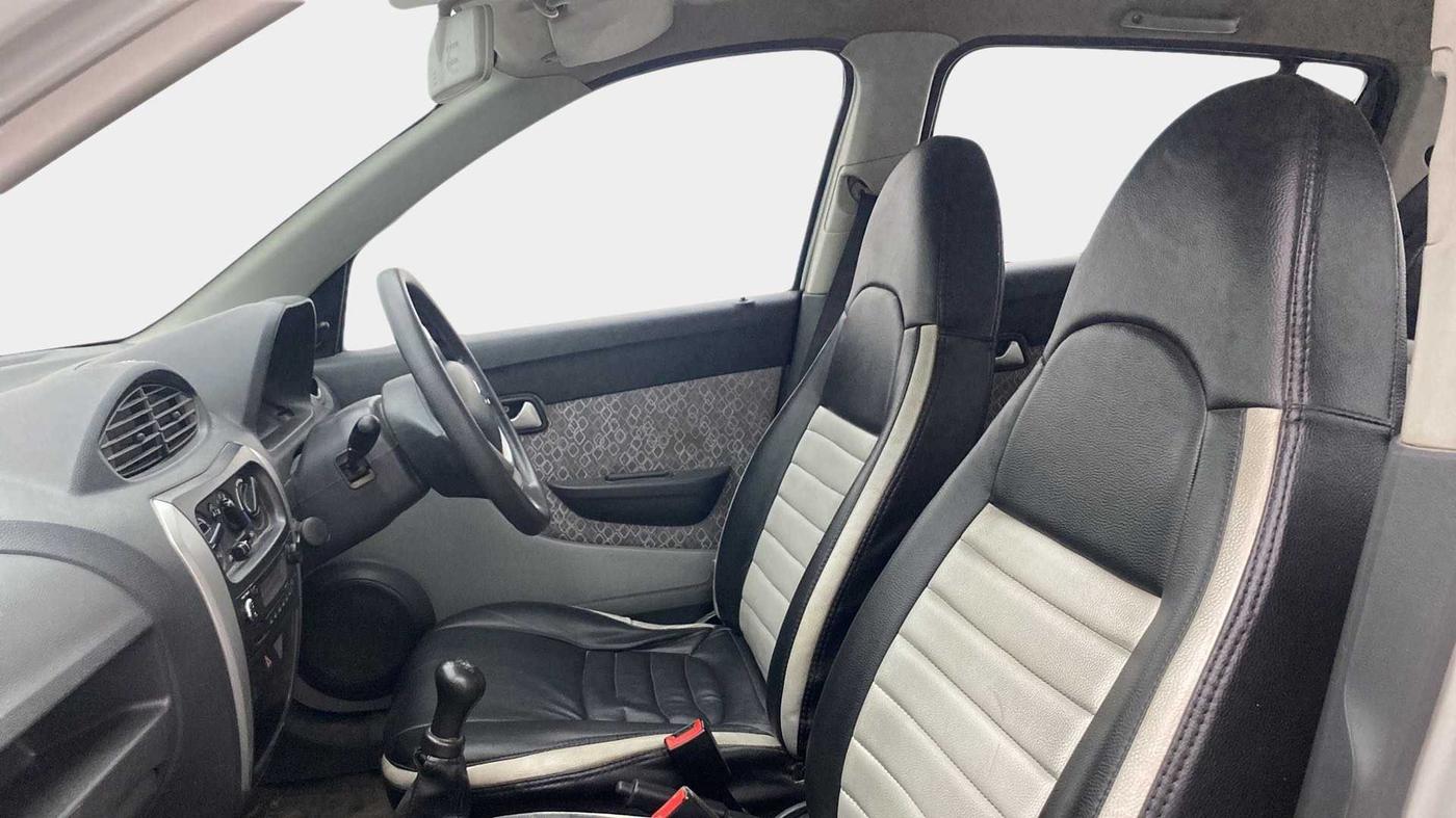 2017 Maruti Alto 800 VXI O, Petrol, Manual, 92,881 km, Right Side Front Door Cabin