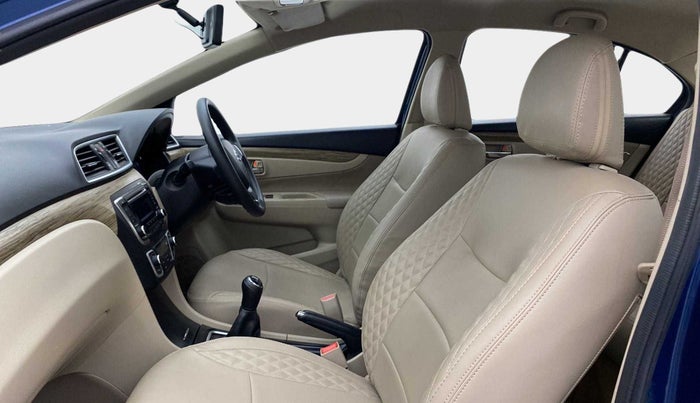 2019 Maruti Ciaz DELTA 1.5 SHVS MT PETROL, Petrol, Manual, 45,932 km, Right Side Front Door Cabin