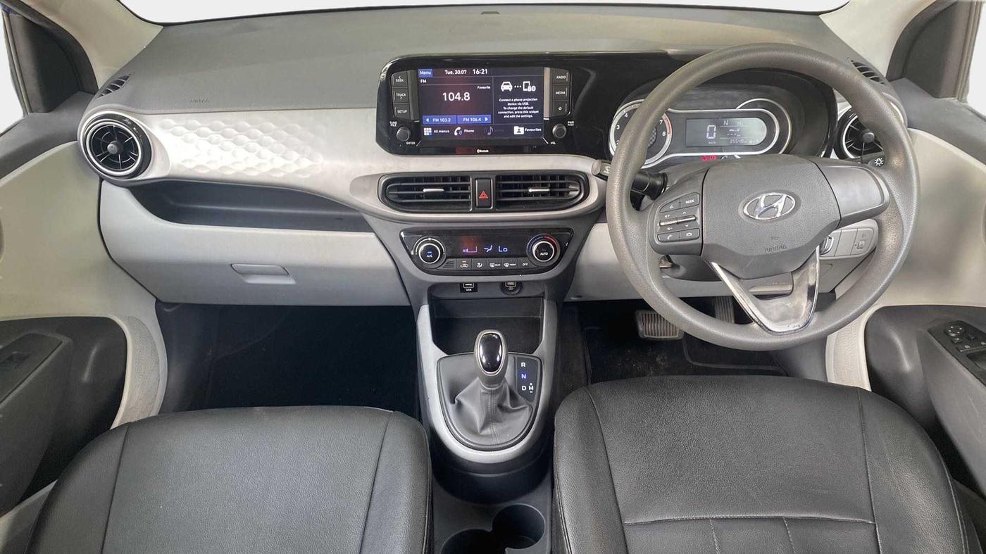 2020 Hyundai GRAND I10 NIOS SPORTZ AMT 1.2 KAPPA VTVT, Petrol, Automatic, 35,584 km, Dashboard