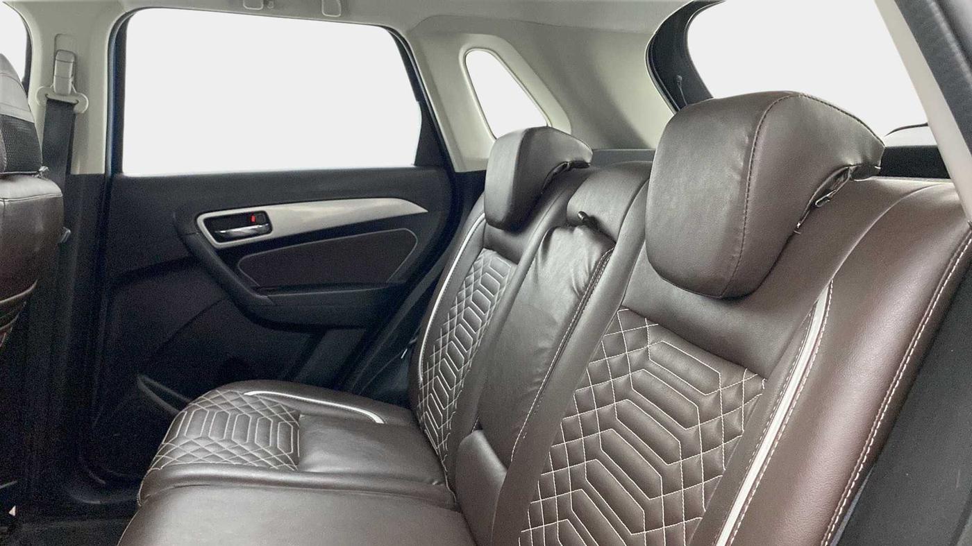 2021 Toyota URBAN CRUISER PREMIUM GRADE AT DUAL TONE, Petrol, Automatic, 82,237 km, Right Side Rear Door Cabin