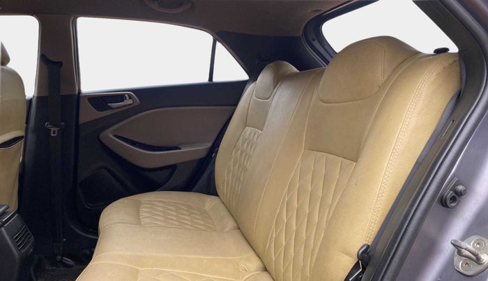 2019 Hyundai Elite i20 SPORTZ PLUS 1.2, Petrol, Manual, 62,557 km, Right Side Rear Door Cabin