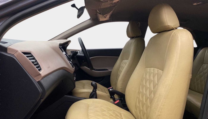 2019 Hyundai Elite i20 SPORTZ PLUS 1.2, Petrol, Manual, 62,557 km, Right Side Front Door Cabin