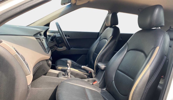 2017 Hyundai Creta SX PLUS 1.6 PETROL, Petrol, Manual, 52,427 km, Right Side Front Door Cabin