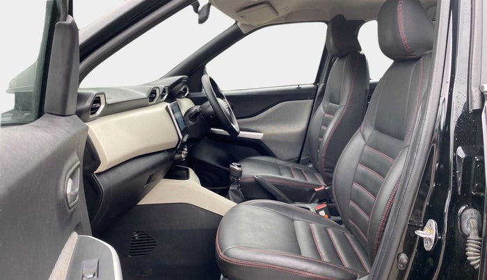 2022 Nissan MAGNITE XV MT, Petrol, Manual, 13,865 km, Right Side Front Door Cabin
