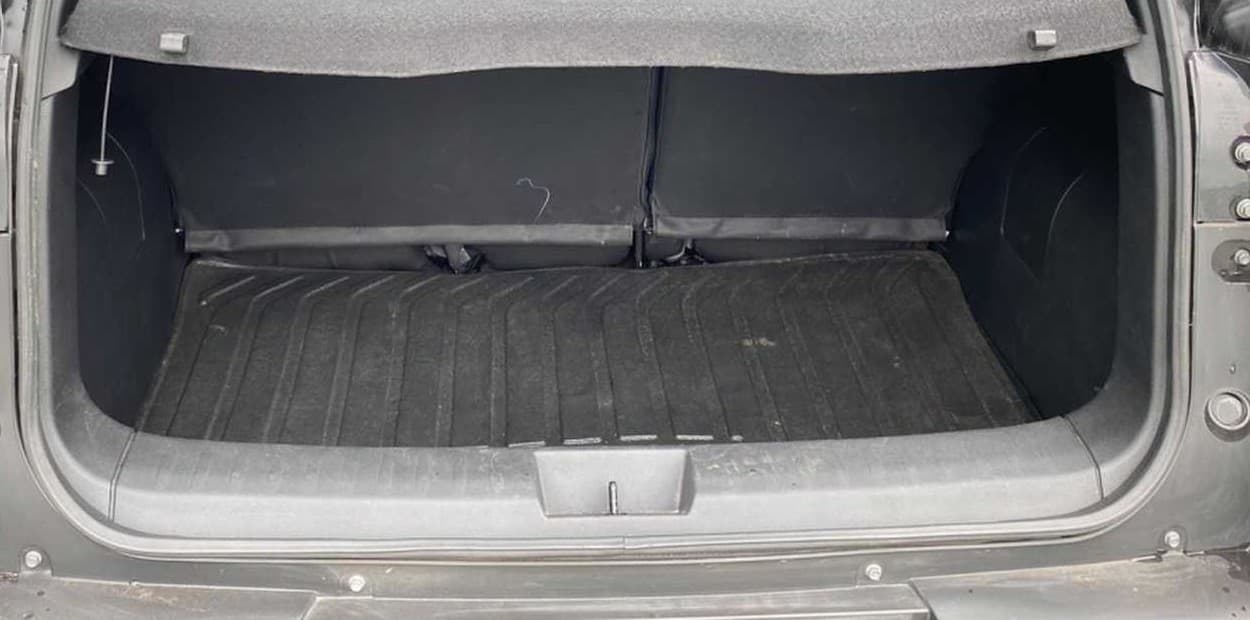 2022 Nissan MAGNITE XV MT, Petrol, Manual, 13,865 km, Boot Inside