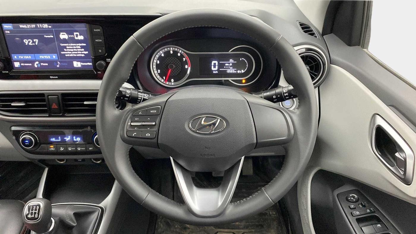 2021 Hyundai GRAND I10 NIOS ASTA 1.2 KAPPA VTVT, Petrol, Manual, 13,513 km, Steering Wheel Close Up