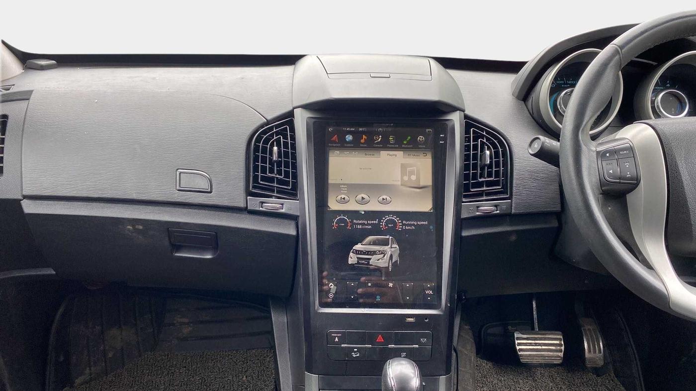 2017 Mahindra XUV500 W10 AT, Diesel, Automatic, 88,599 km, Air Conditioner