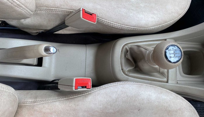 2014 Maruti Ertiga VXI, Petrol, Manual, 92,758 km, Gear Lever