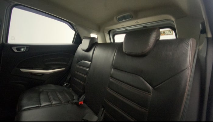 2016 Ford Ecosport TITANIUM+ 1.5L DIESEL, Diesel, Manual, 79,280 km, Right Side Rear Door Cabin