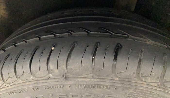 2016 Ford Ecosport TITANIUM+ 1.5L DIESEL, Diesel, Manual, 79,280 km, Left Rear Tyre Tread