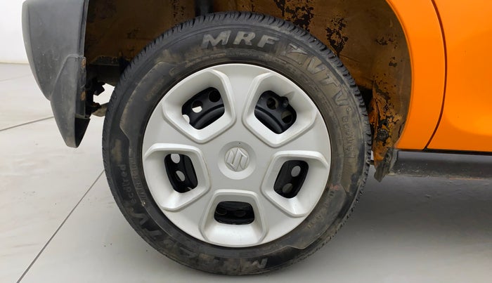 2021 Maruti S PRESSO VXI+, Petrol, Manual, 21,913 km, Right Rear Wheel