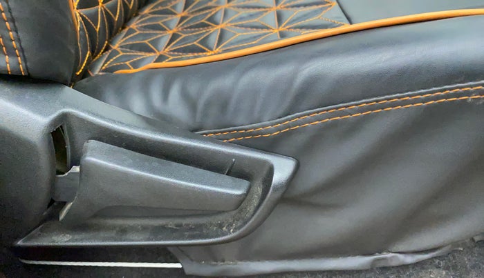 2021 Maruti S PRESSO VXI+, Petrol, Manual, 21,913 km, Driver Side Adjustment Panel