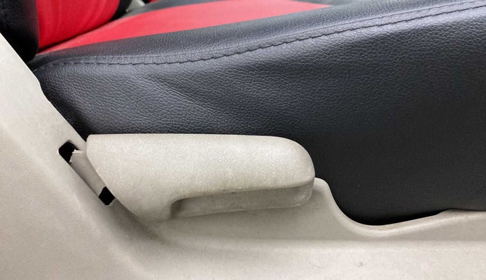 2019 Maruti Celerio ZXI, Petrol, Manual, 99,910 km, Driver Side Adjustment Panel