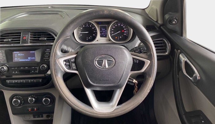 2017 Tata Tiago XZ PETROL, Petrol, Manual, 70,332 km, Steering Wheel Close Up