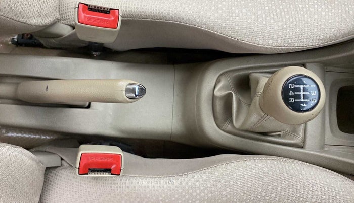 2014 Maruti Swift Dzire VXI, Petrol, Manual, 65,612 km, Gear Lever