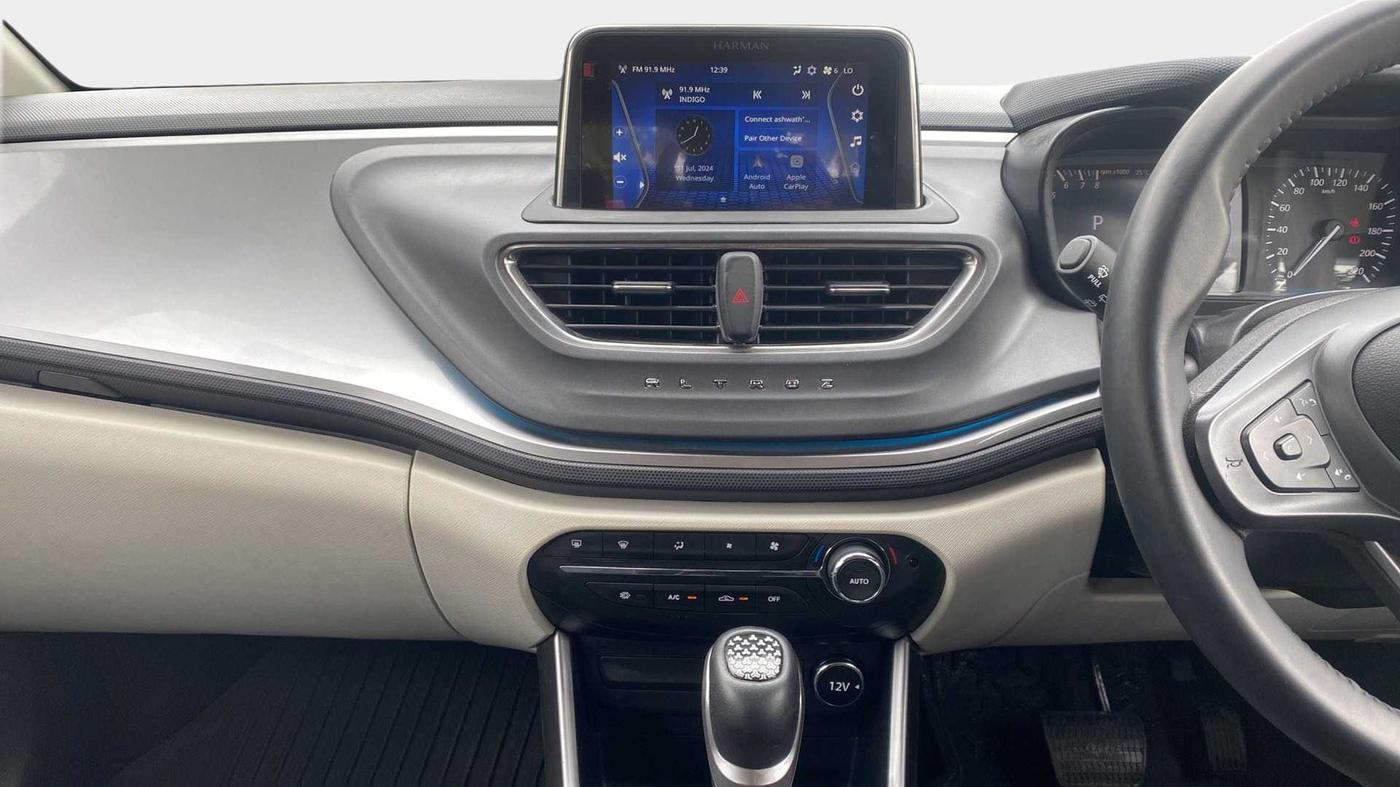 2023 Tata ALTROZ XZA PLUS, Petrol, Automatic, 5,198 km, Air Conditioner