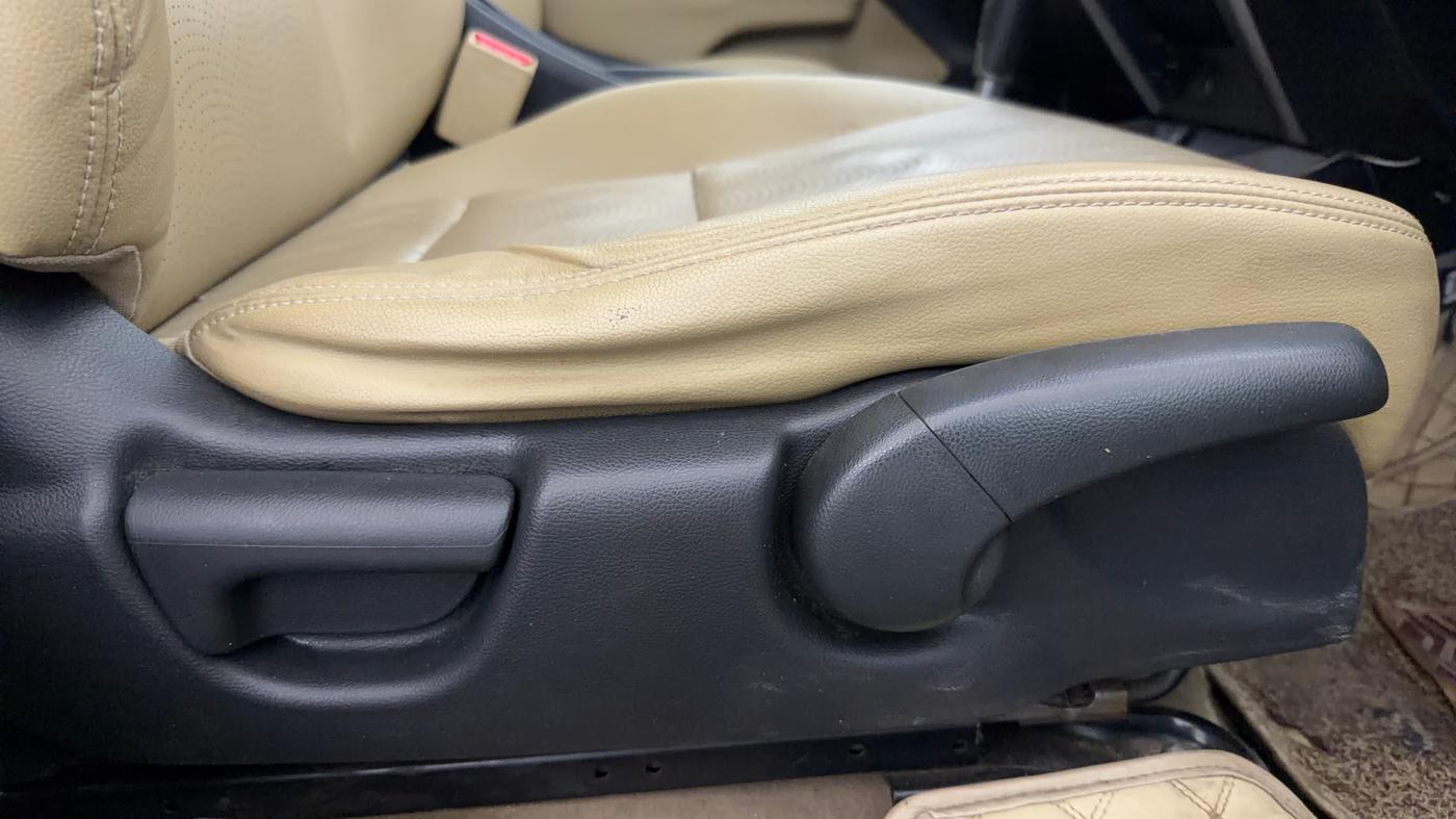 2017 Honda City 1.5L I-VTEC VX CVT, Petrol, Automatic, 65,264 km, Driver Side Adjustment Panel