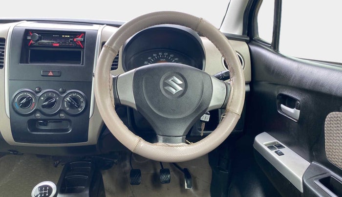 2015 Maruti Wagon R 1.0 LXI CNG, CNG, Manual, 86,863 km, Steering Wheel Close Up