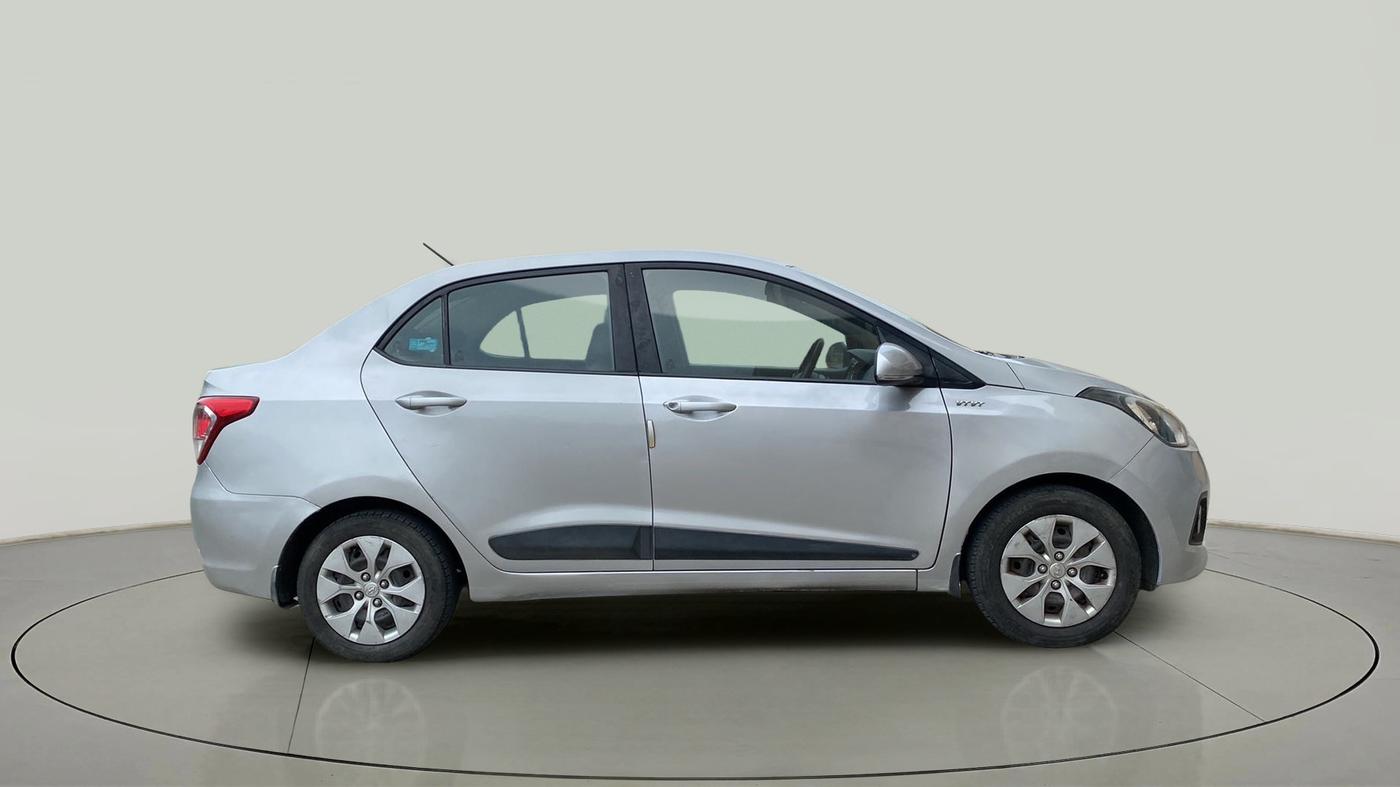 2016 Hyundai Xcent S 1.2 SPECIAL EDITION, Petrol, Manual, 55,447 km, Right Side View