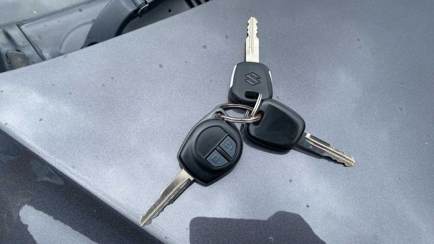 2019 Maruti Alto VXI, Petrol, Manual, 8,064 km, Key Close Up