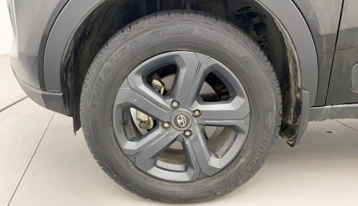 2022 Tata NEXON XZA PLUS (O) PETROL DARK EDITION, Petrol, Automatic, 21,749 km, Left Front Wheel