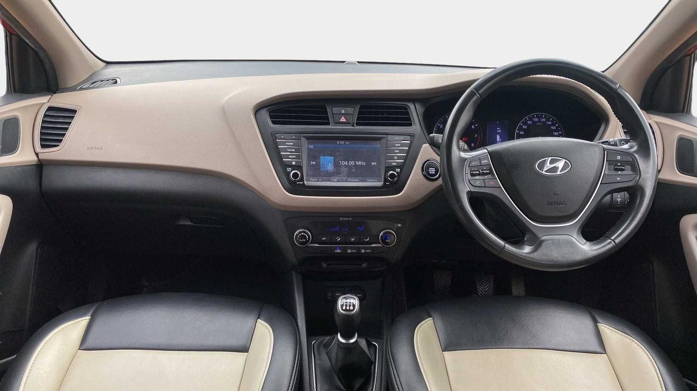 2016 Hyundai Elite i20 ASTA 1.2 (O), Petrol, Manual, 71,443 km, Dashboard