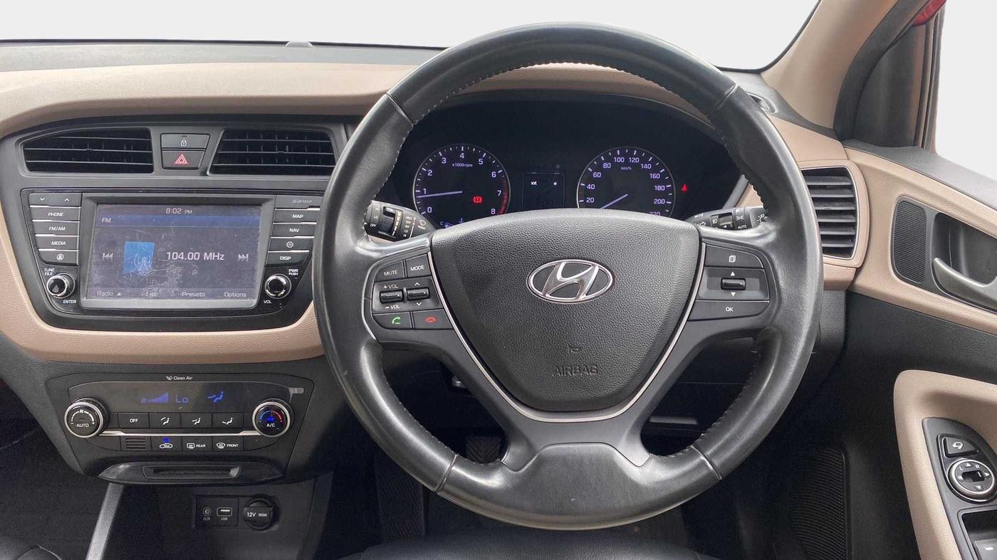 2016 Hyundai Elite i20 ASTA 1.2 (O), Petrol, Manual, 71,443 km, Steering Wheel Close Up