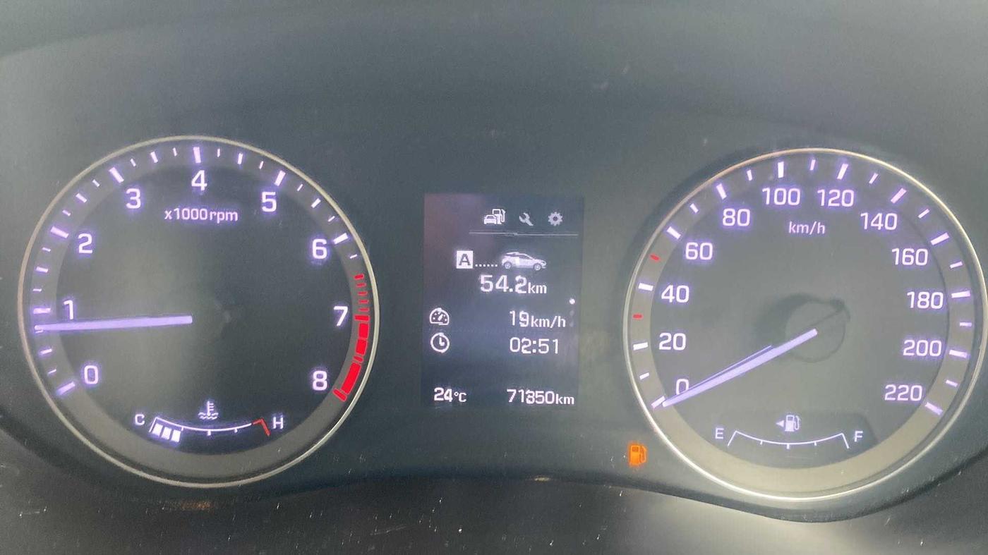 2016 Hyundai Elite i20 ASTA 1.2 (O), Petrol, Manual, 71,443 km, Odometer Image