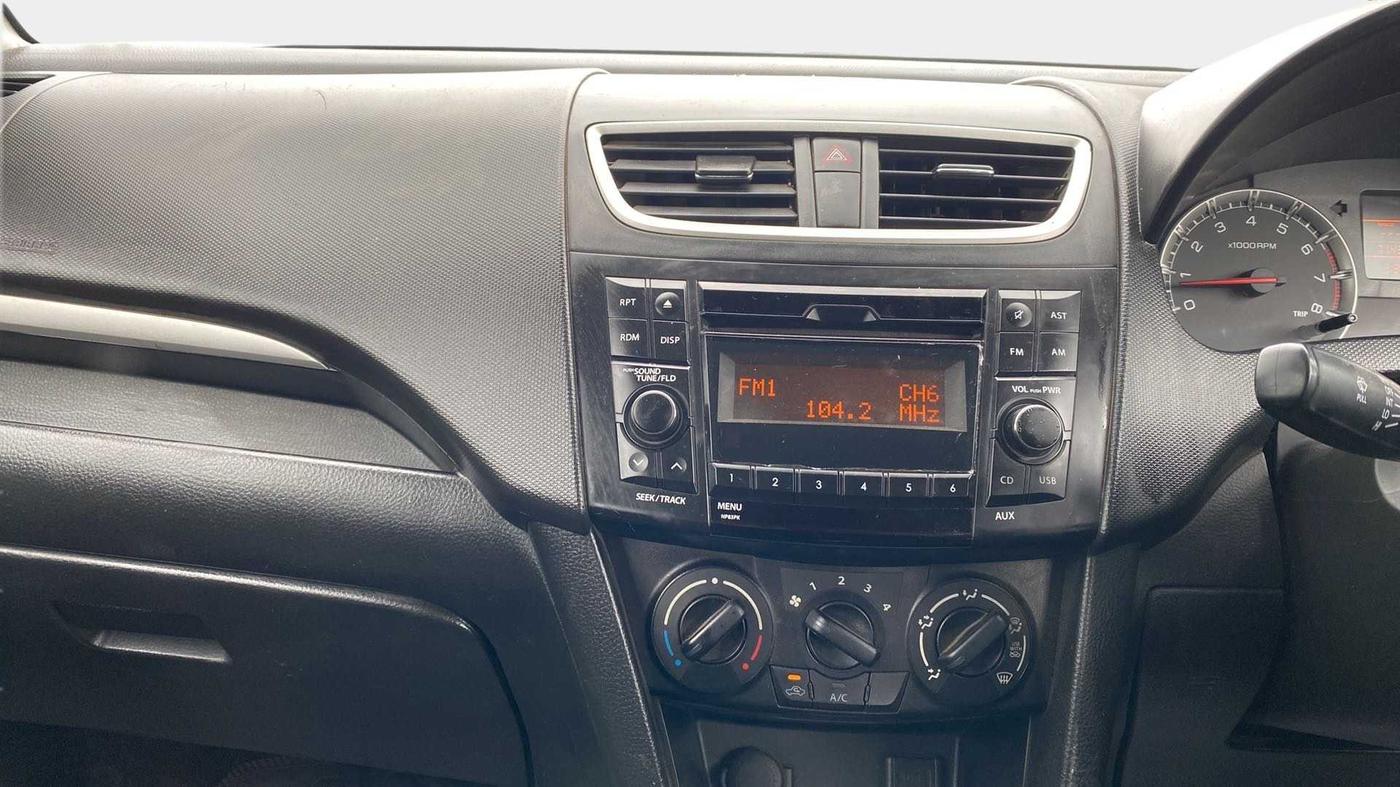 2016 Maruti Swift VXI, Petrol, Manual, 71,405 km, Air Conditioner