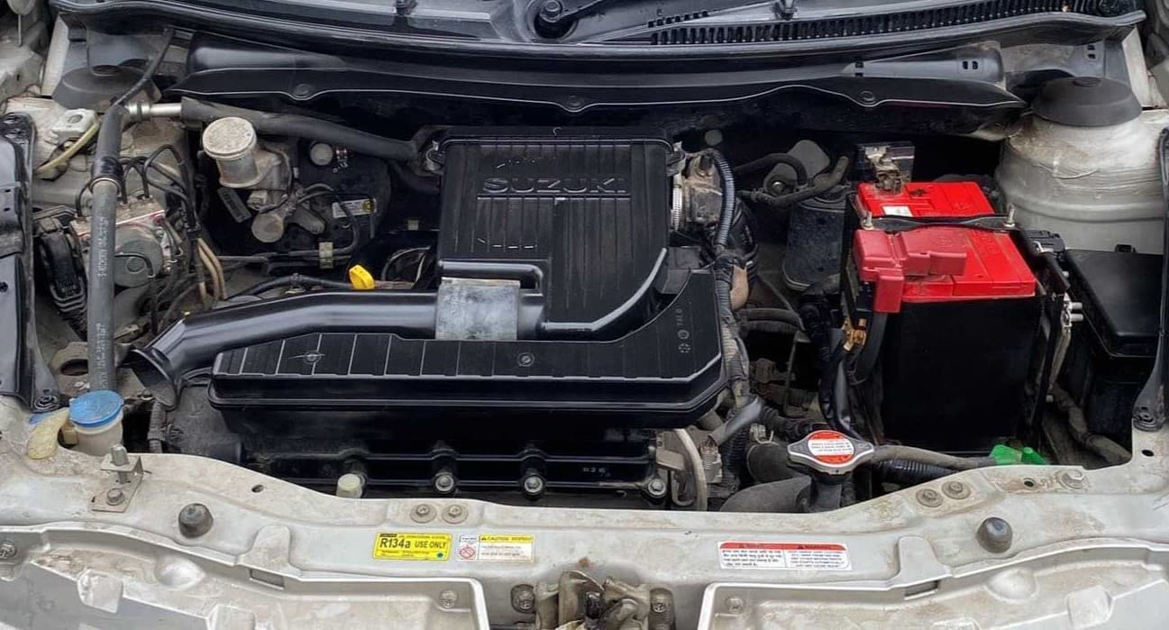 2016 Maruti Swift VXI, Petrol, Manual, 71,405 km, Open Bonet