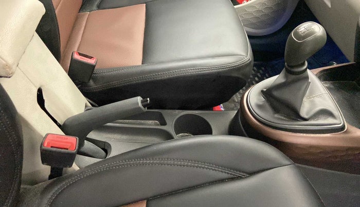 2023 Hyundai AURA S 1.2 CNG, CNG, Manual, 25,460 km, Gear Lever
